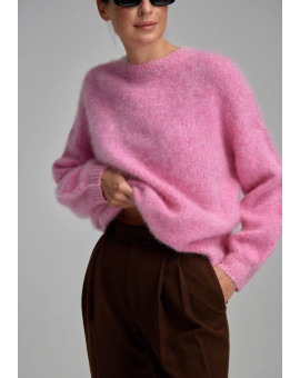 Пушистый свитер из ультралегкого кашемира